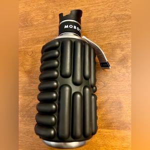 Mobot Big Bertha 40 oz Black Foam Roller Water Bottle (brand-new, unused)